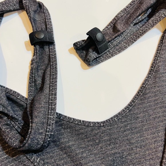 Lululemon Seek The Heat Tank Top 10 - Picture 5 of 6